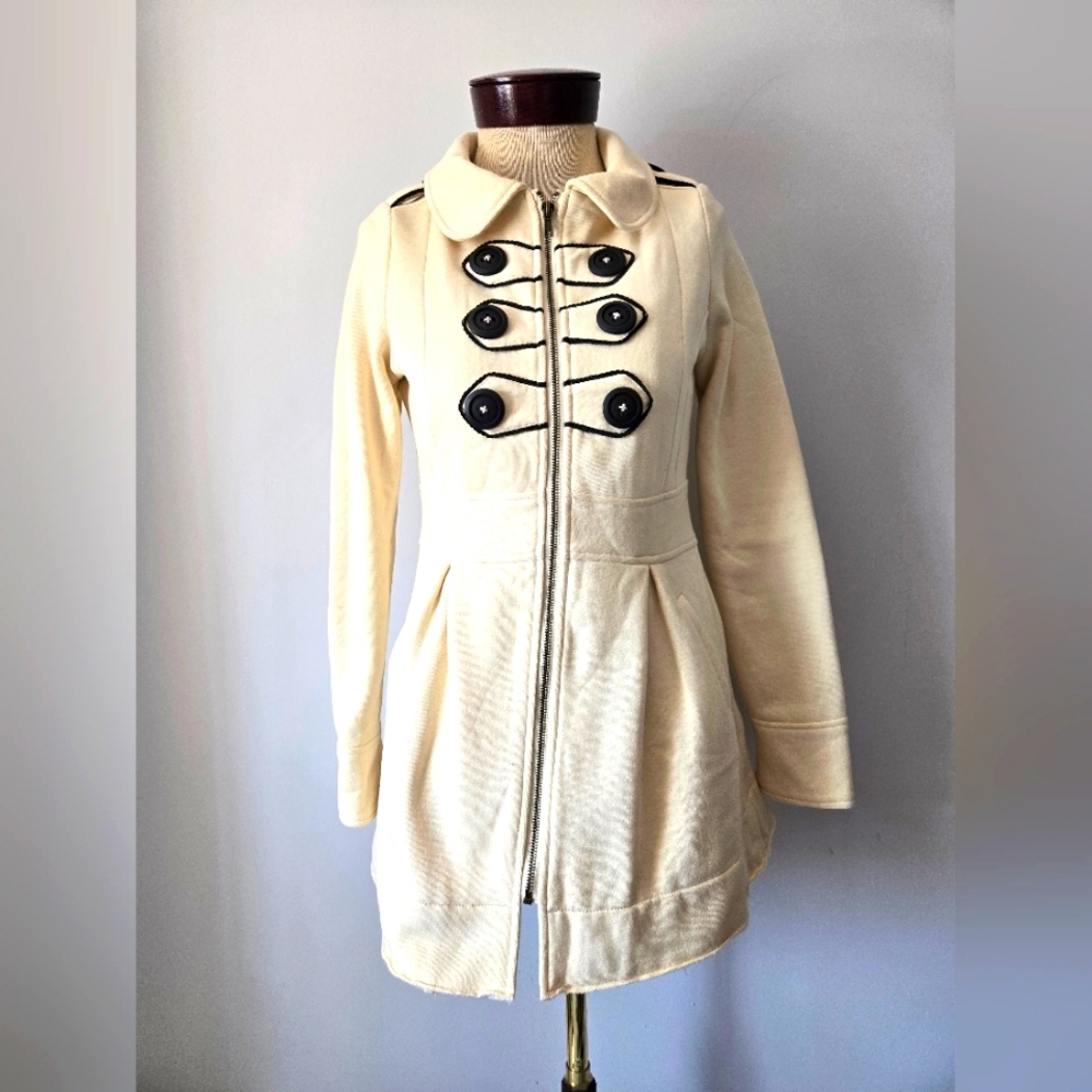 Knitted Dove -Anthropologie Cream Cotton Sweater Jacket, Oversized Buttons. Sm
